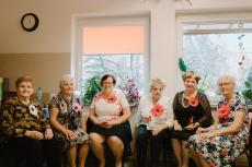 Powiększ zdjęcie: 10.	Uhonorowane Seniorki w plebiscycie na aktywnego Seniora w Klubie w Komorowicach